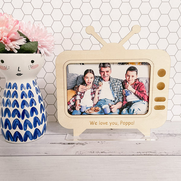Personalised Retro TV photo frame / Father’s Day gift